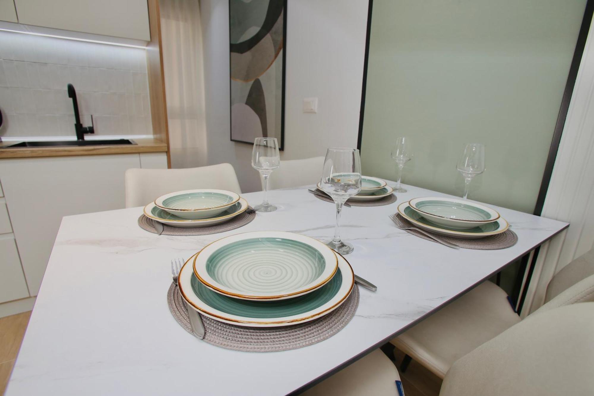 Luxurious Cozy Seaview Apartment Durres